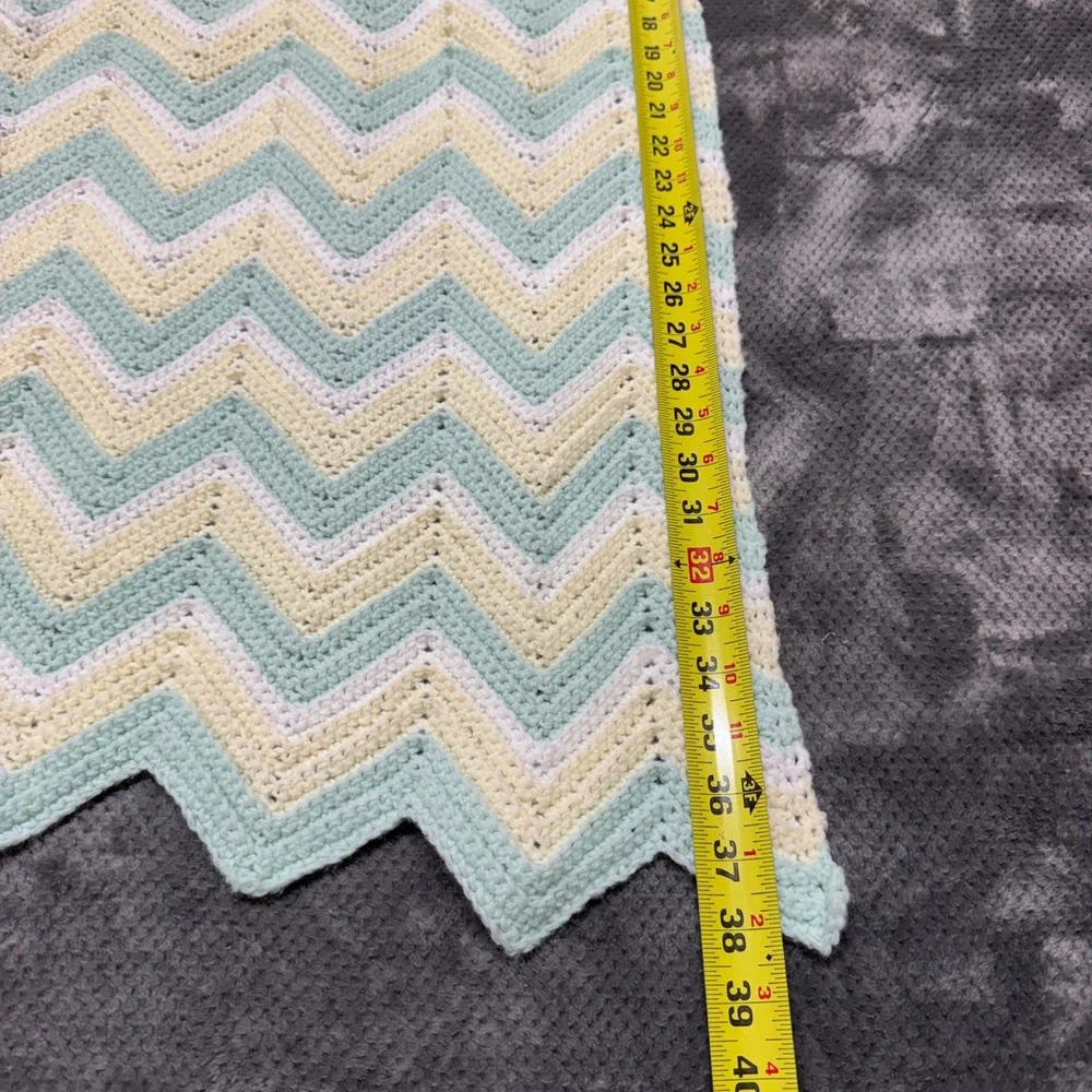 Handmade Crochet Baby Blanket Pastel Chevron Ripple Green Yellow White 32x38